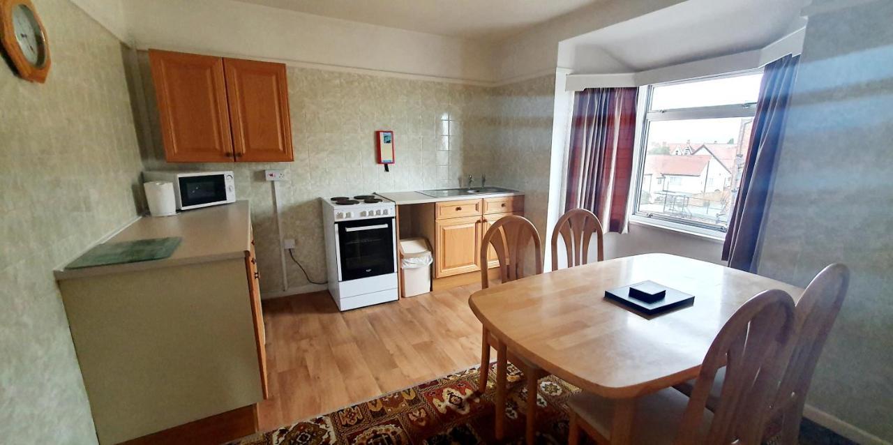 Beach Court Holiday Apartments Skegness Esterno foto
