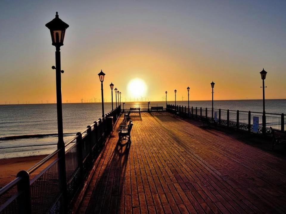 Beach Court Holiday Apartments Skegness Esterno foto